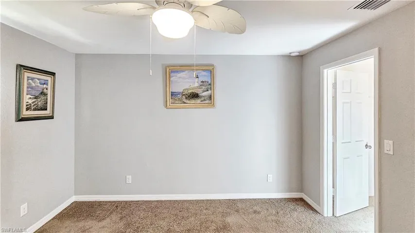 2040  Xelda N AVE, Lehigh Acres, FL 33971