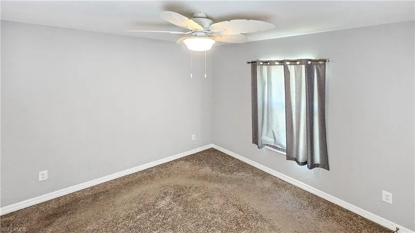 2040  Xelda N AVE, Lehigh Acres, FL 33971