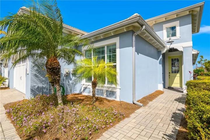 Nice Covered Entry