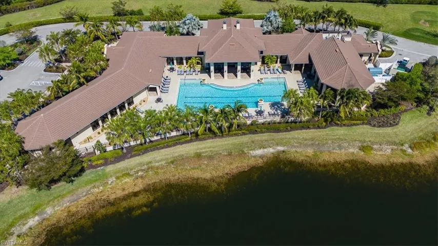 2352  Anguilla  DR, Naples, FL 34120