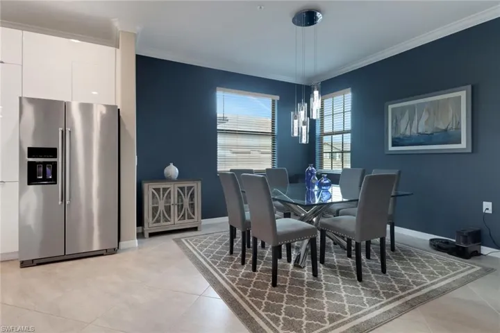 2352  Anguilla  DR, Naples, FL 34120