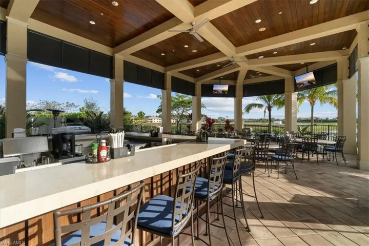 2352  Anguilla  DR, Naples, FL 34120
