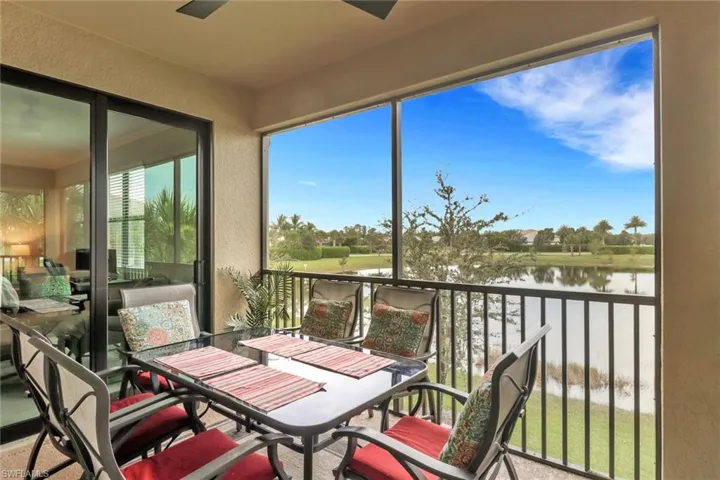 2352  Anguilla  DR, Naples, FL 34120