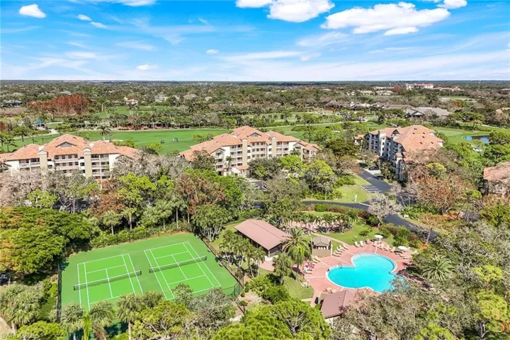 26876  Wedgewood  DR, Bonita Springs, FL 34134