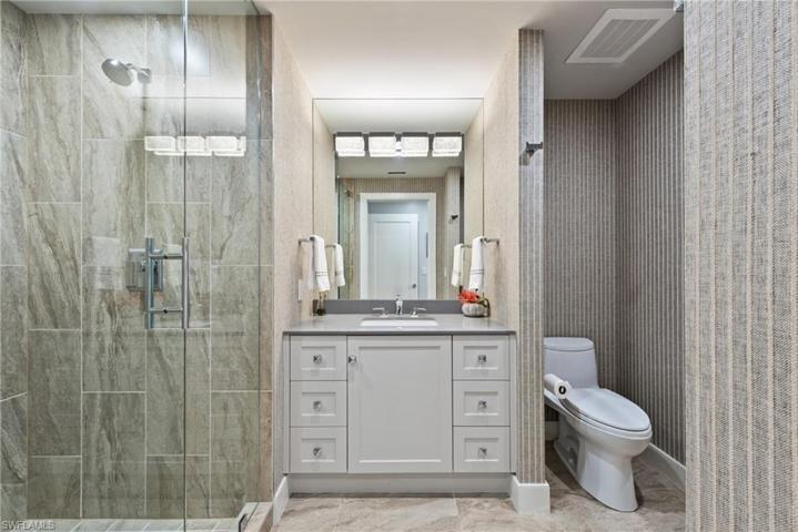 13915 Old Coast RD # 405, NAPLES FL 34110