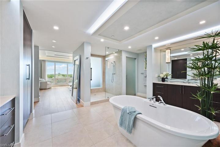 13915 Old Coast RD # 405, NAPLES FL 34110