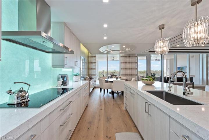 13915 Old Coast RD # 405, NAPLES FL 34110