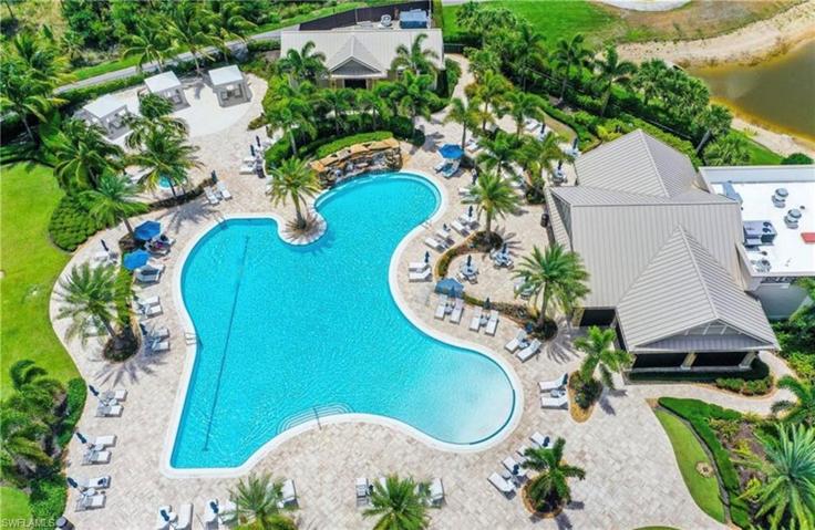 Clubhouse & Pool
