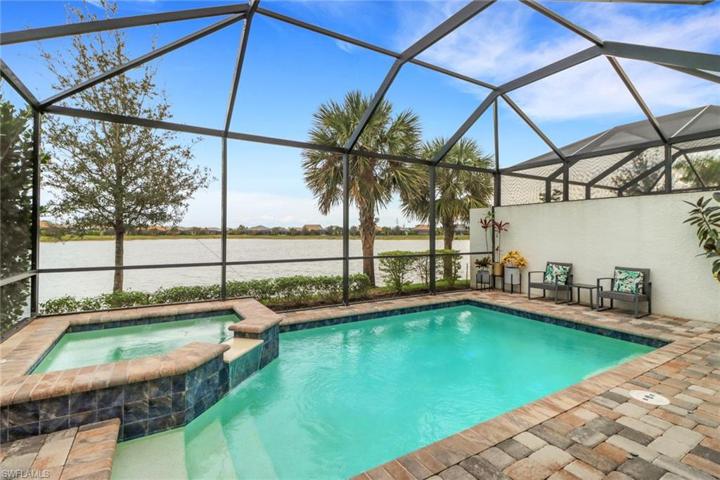 Spa, Pool and large lanai