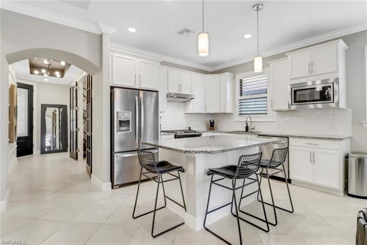 Open, bright kitchen