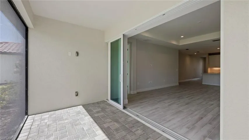 4068  Pegasus  WAY, Naples, FL 34120