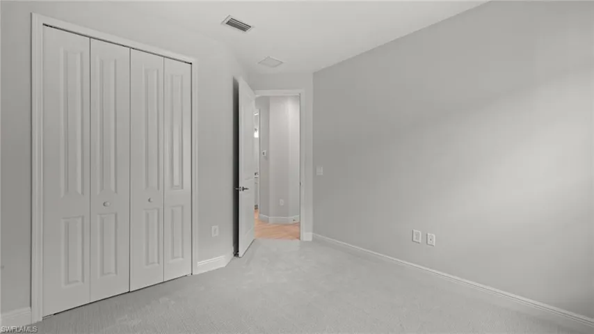 4068  Pegasus  WAY, Naples, FL 34120