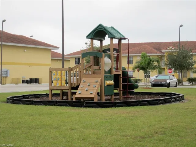 8416 Bernwood Cove Loop # 1610, Fort Myers, Florida 33966