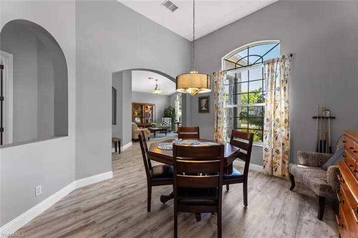 Formal dinning room