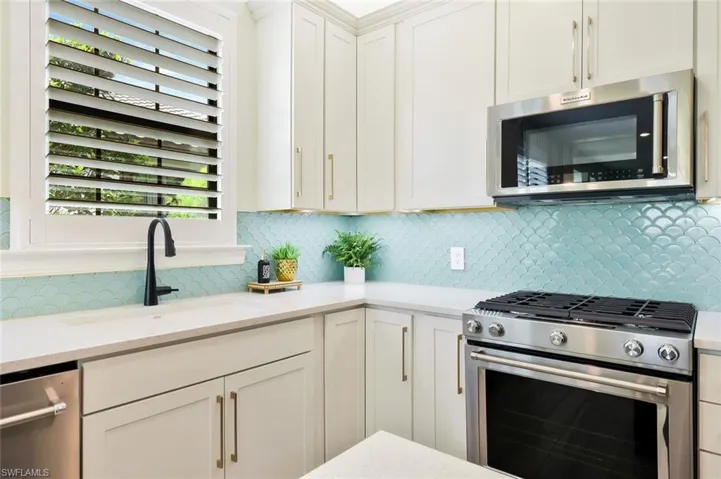 Stunning Backsplash