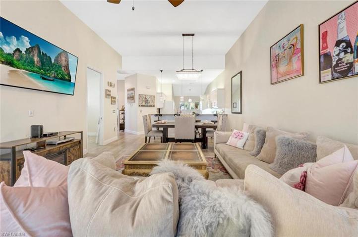5881  Northridge  DR, Naples, FL 34110