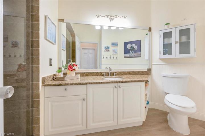 Ensuite Bathroom for Bedroom #2