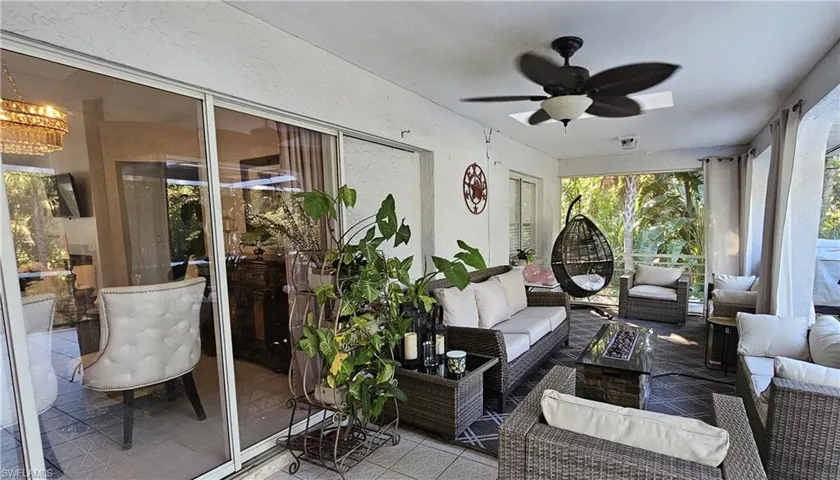 5061  Mahogany Ridge  DR, Naples, FL 34119