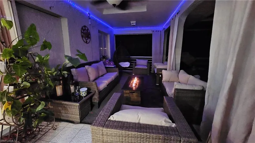 5061  Mahogany Ridge  DR, Naples, FL 34119