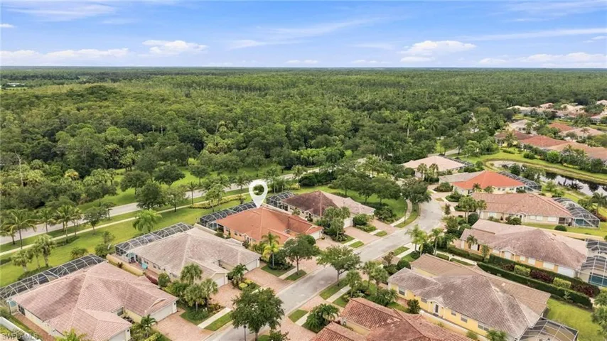 7677 Rozzini Ln, Naples, Florida 34114