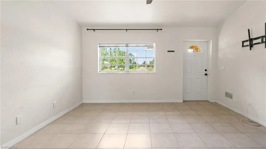 1123  Belgrave  ST, Fort Myers, FL 33913