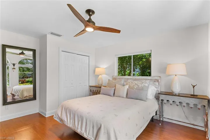 580 97th Ave N, Naples, Florida 34108