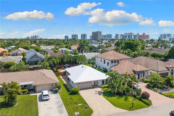 580 97th Ave N, Naples, Florida 34108