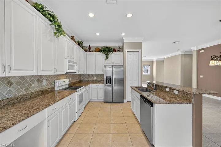 7140  Bergamo  WAY, Fort Myers, FL 33966