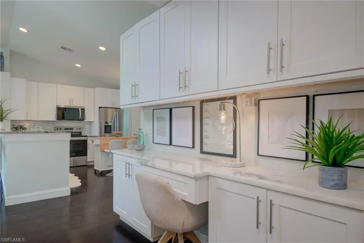 4104 SW 15th  AVE, Cape Coral, FL 33914