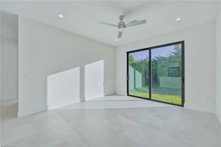 1105 Gordon Ave S, Lehigh Acres, Florida 33973