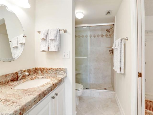 Primary Bathroom W/ Tiled Shower, Glass Enclosure & Updated Vanity