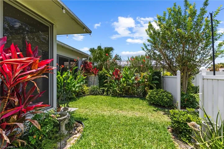 3824 SW 10th  PL, Cape Coral, FL 33914