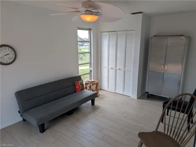 5652 Foxlake Dr, North Fort Myers, Florida 33917