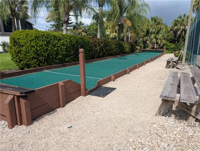 5652 Foxlake Dr, North Fort Myers, Florida 33917