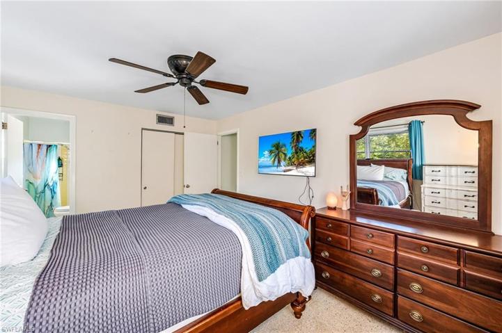 1837  Inlet  DR, North Fort Myers, FL 33903