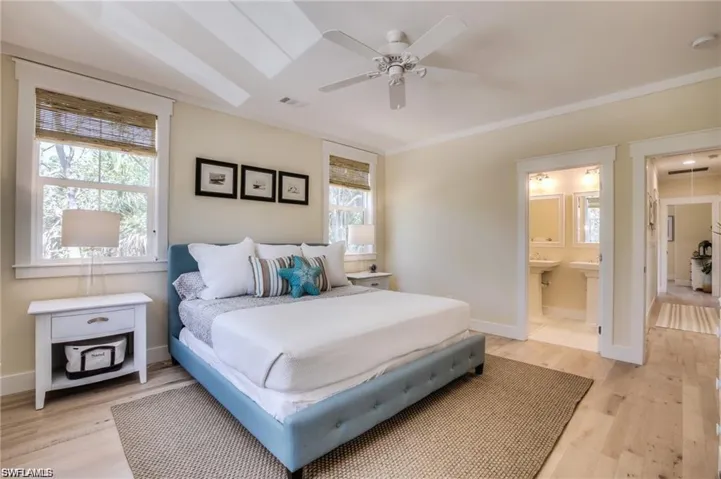 1550 Centre St, Sanibel, Florida 33957