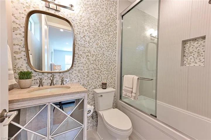 219 Bayfront Dr, Bonita Springs, Florida 34134