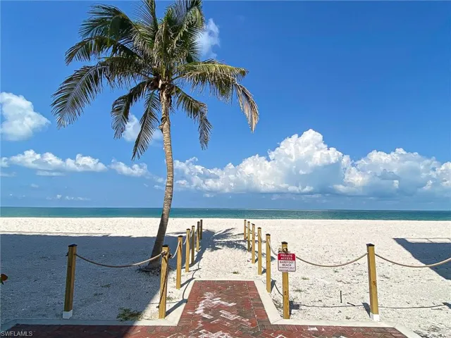 219 Bayfront Dr, Bonita Springs, Florida 34134