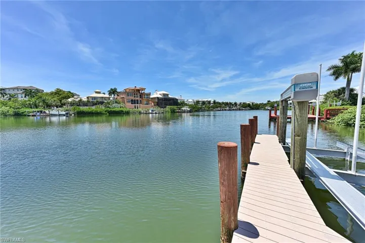 219 Bayfront Dr, Bonita Springs, Florida 34134