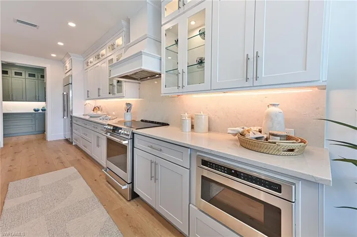 219 Bayfront Dr, Bonita Springs, Florida 34134