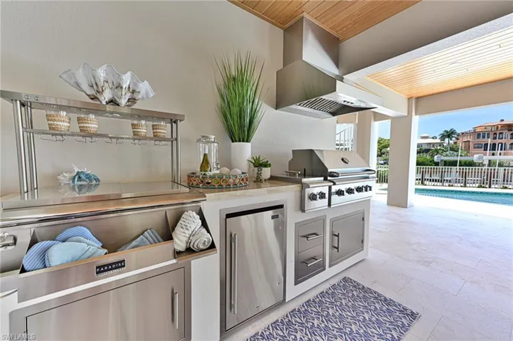 219 Bayfront Dr, Bonita Springs, Florida 34134