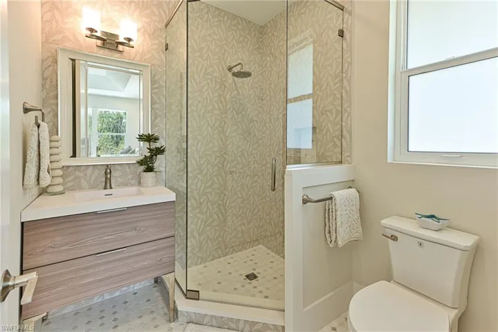 219 Bayfront Dr, Bonita Springs, Florida 34134