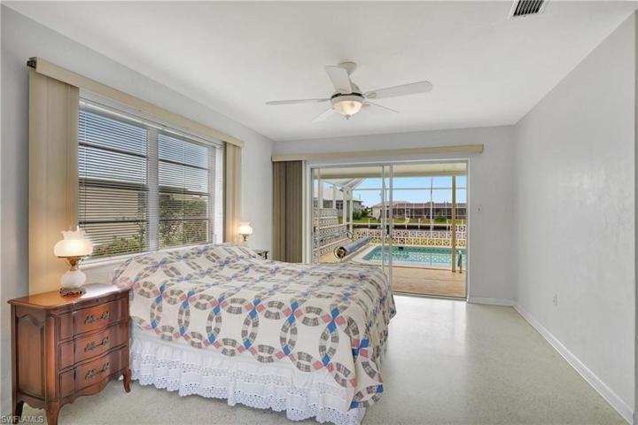218  Bangsberg SE RD, PORT CHARLOTTE, FL 33952