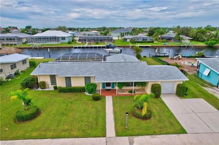 218  Bangsberg SE RD, PORT CHARLOTTE, FL 33952