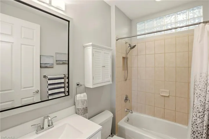 20441  Rookery  DR, Estero, FL 33928