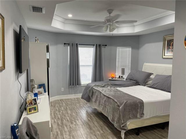124  Gordon S AVE, LEHIGH ACRES, FL 33973