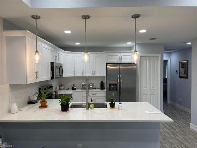 124  Gordon S AVE, LEHIGH ACRES, FL 33973