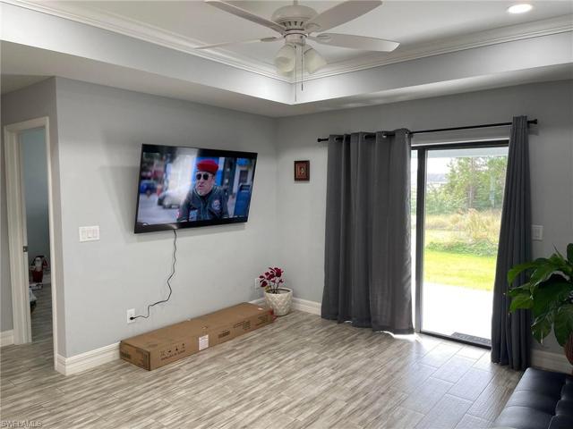 124  Gordon S AVE, LEHIGH ACRES, FL 33973