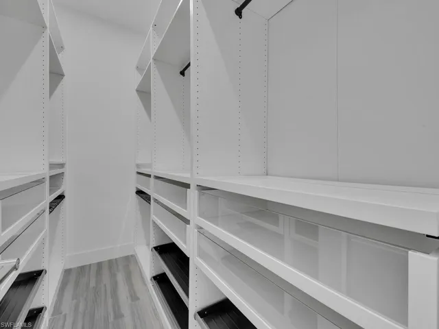 Master Suite Walk-In Closet