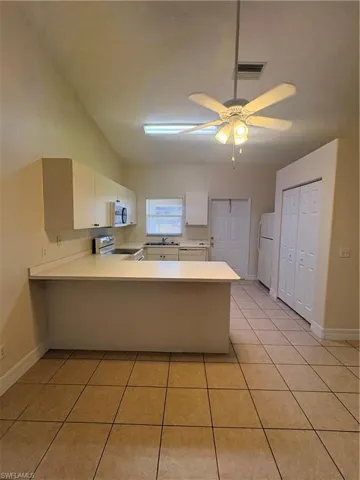 1713 Sw 33rd Ter, Cape Coral, Florida 33914